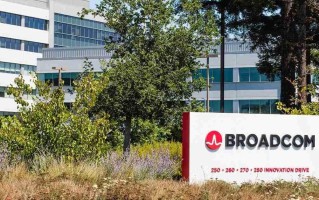 博通获利营收双双优于预期 预告第4季AI晶片销售倍增至82亿美元