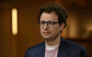 他把AI模型卖给美军，如今却害怕成为“末日博士”