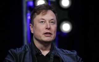 美媒：福布斯全球亿万富豪榜显示 马斯克重回世界首富宝座