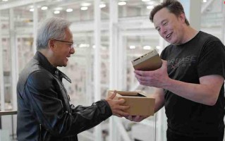 黄仁勋宣布自驾界「ChatGPT时刻」来了！汽车将会像人一样思考