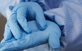 科研人员揭开嫦娥六号月壤黏性之谜