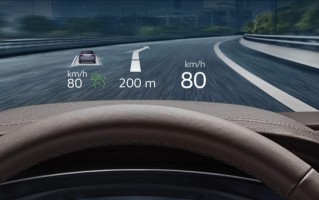 中国车载HUD市场正加速渗透！AR-HUD增速达45%