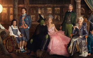 电影版《魔法坏女巫》人物剧照出炉！A妹杨紫琼等造型华丽