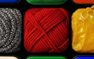 《魔方小姐》首曝海报：杨紫琼颠覆演绎"叛逆奶奶"刘昊然搭档开启奇幻人生