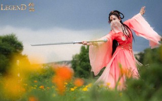 娜扎《传说》惊艳演绎匈奴公主梦云 空中360度旋转展现非凡武艺