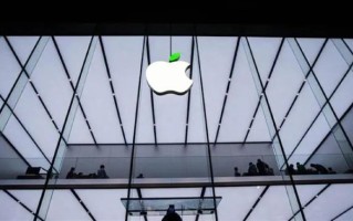 苹果股东大会：库克未接任董事长，也未释放首款折叠屏手机信息