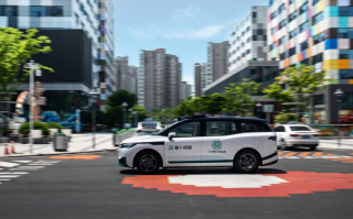 培育和壮大新质生产力：两会代表委员热议无人驾驶立法与规模化落地应用