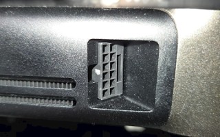 NVIDIA售后双标：1万美元显卡坏了免费换 1千美元的不管